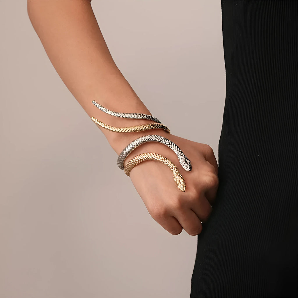 Gold twisted snake ring and bracelet set with exaggerated winding design