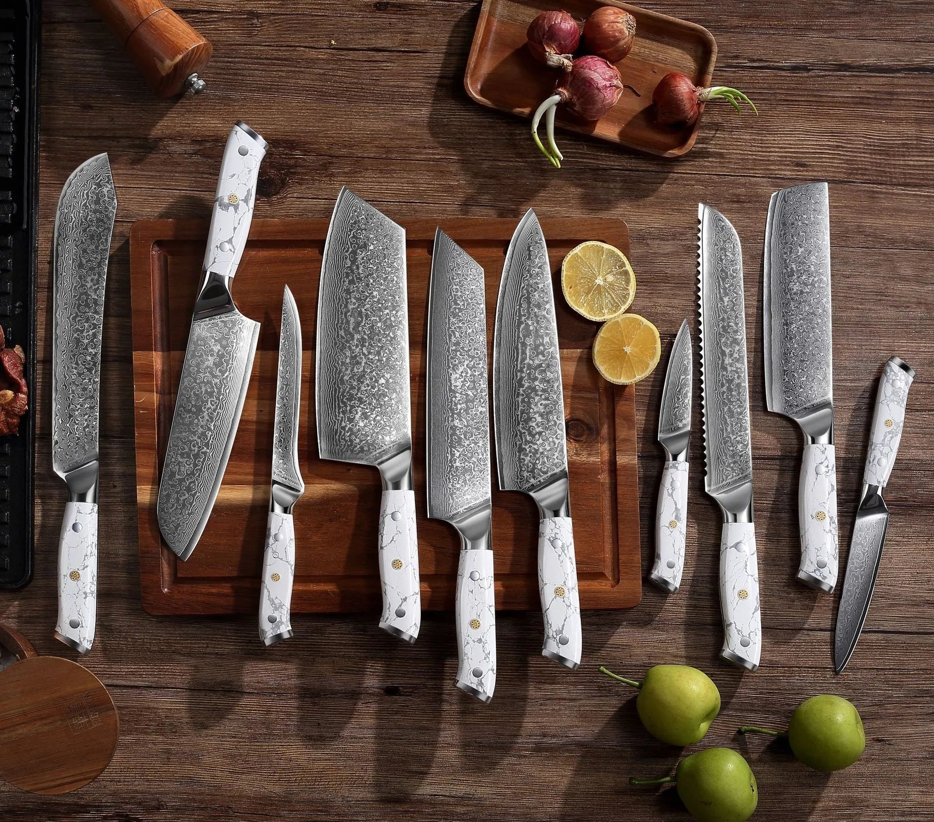 Damascus pattern chef's knife with 21cm VG10 steel blade and 11cm handle on a kitchen counter.