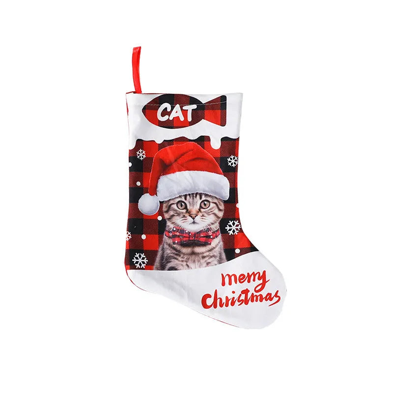 Cloth Christmas decoration with printed puppy and cat designs in plaid patterns measuring 26x36cm