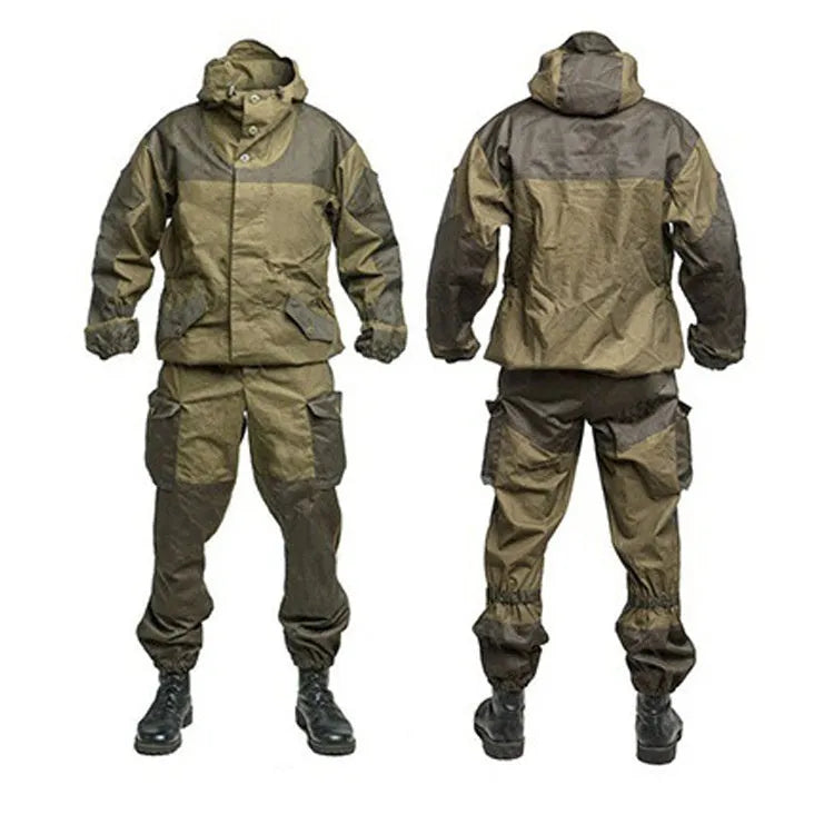 Men's tactical mountain battle suit in cotton blend fabric, featuring a jacket and trousers.