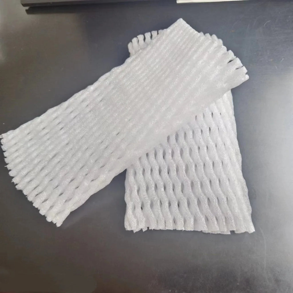 White foam fruit net protective cover with hybrid construction for shockproof fruit safeguarding