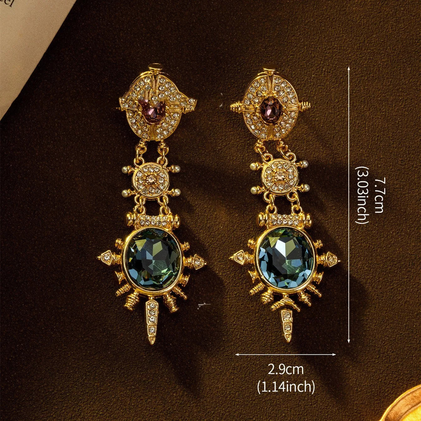 Gold geometric retro stud earrings with diamond treatment and drop design