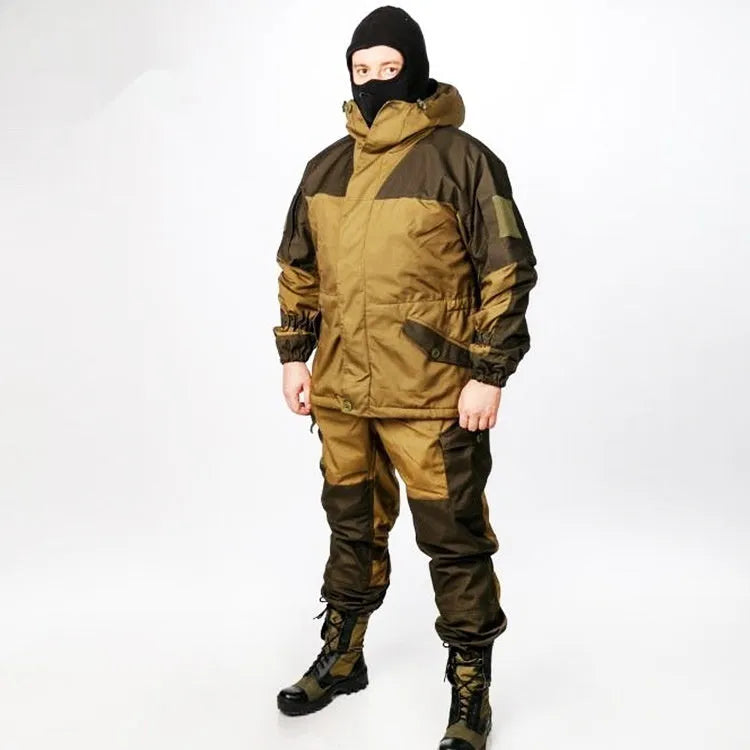 Men's tactical mountain battle suit in cotton blend fabric, featuring a jacket and trousers.