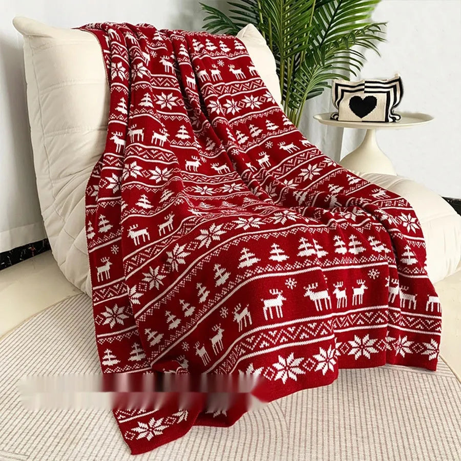 Personalised Christmas blanket with snowflake pattern in casual style