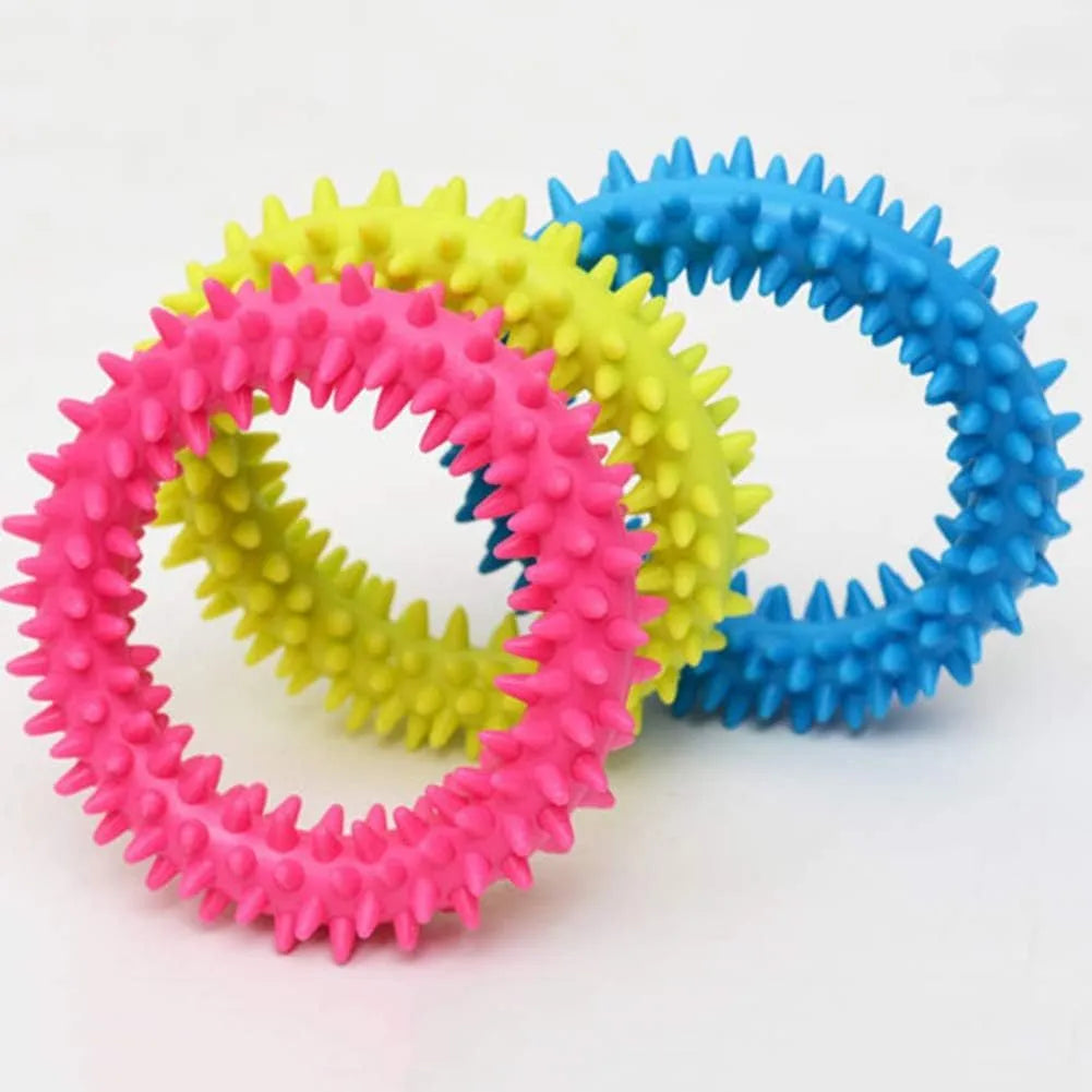 Blue TPR spiky circle ring dog chew toy for bite training and dental cleaning, 9.5cm diameter