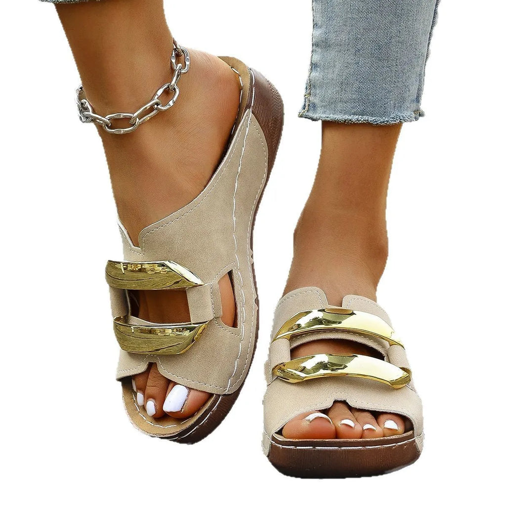 Roman style platform sandals in four colours with artificial PU upper and rubber sole