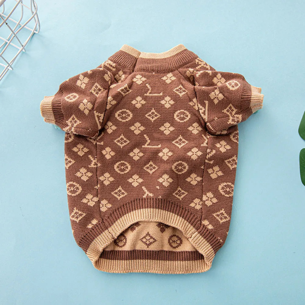Wool knit dog sweater in European American style for winter warmth