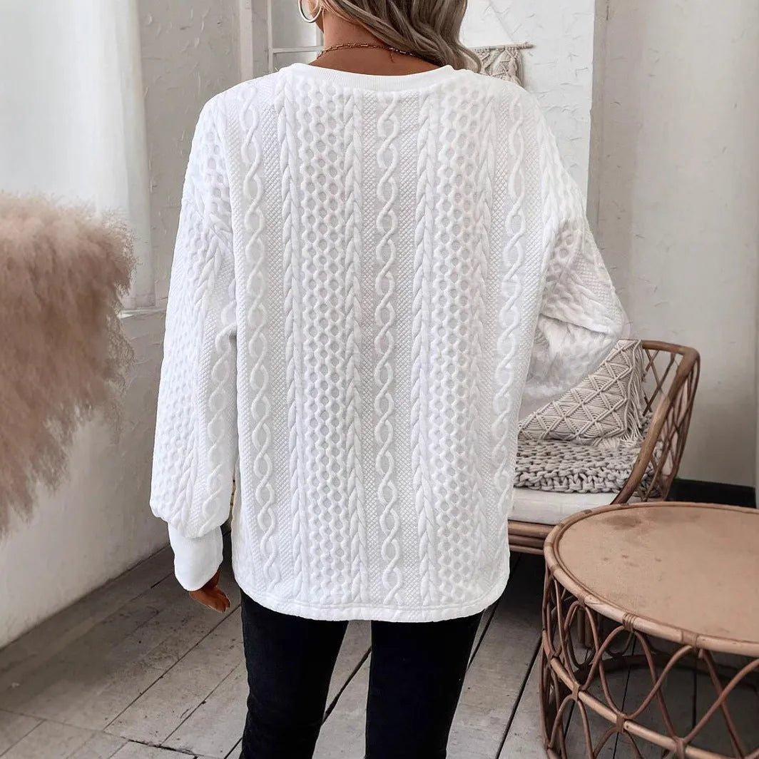 Milky white Japanese Korean casual T-shirt with loose fit and 3D pattern design