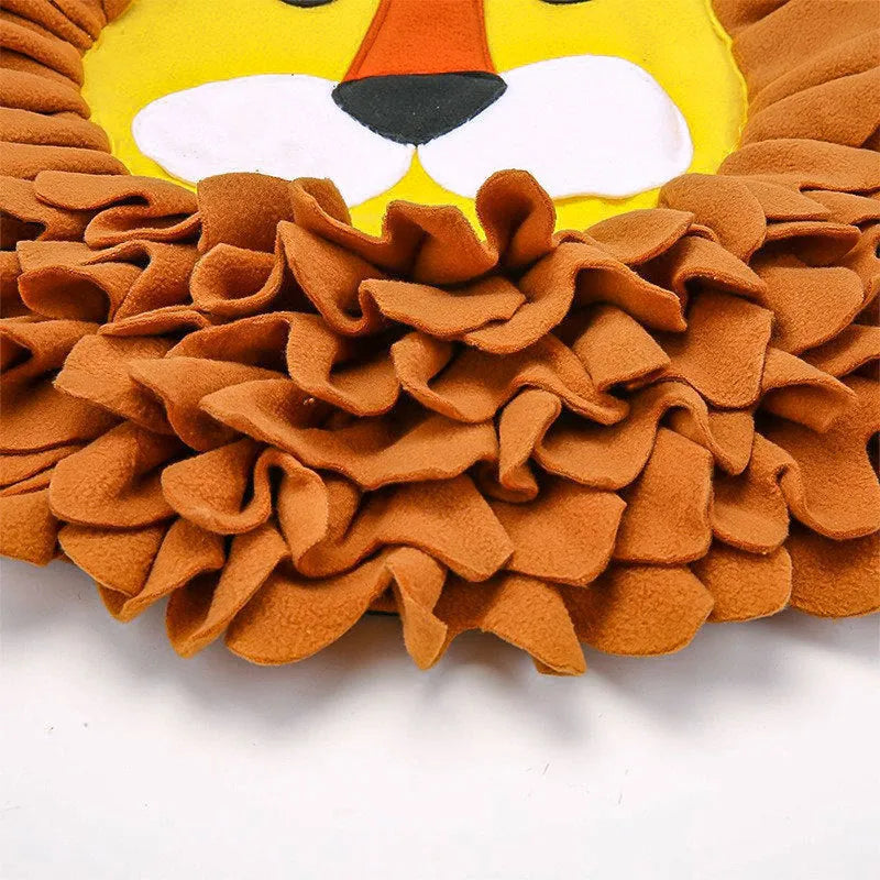Brown lion pattern pet sniffing pad blanket for dogs and cats, measuring 33 by 25 centimetres.