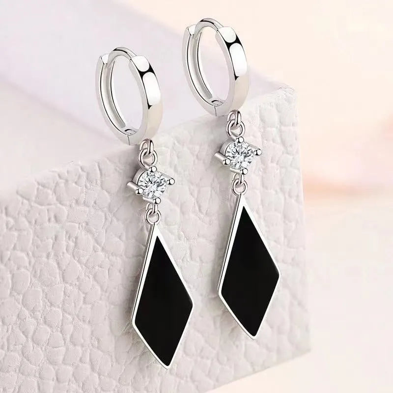 Vintage diamond geometry ear clip earrings in silver colour with Japanese Korean style influence