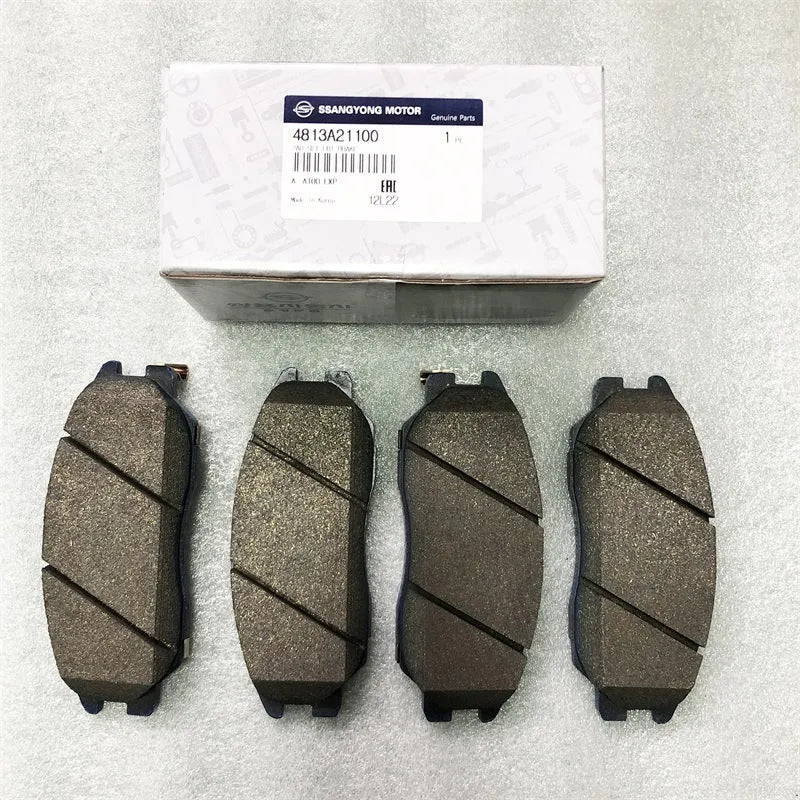 Brake pad metal accessories for Aiteng Kyron Rester vehicles, part numbers 4813009A10 and 4813008BA0