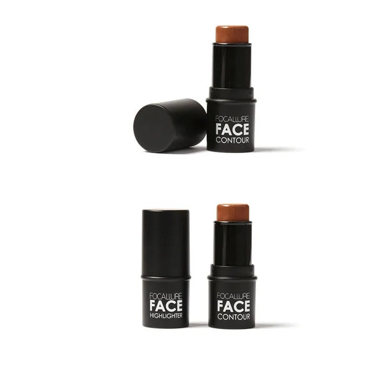 Face contour highlighter makeup product in four shade options for facial highlighting application