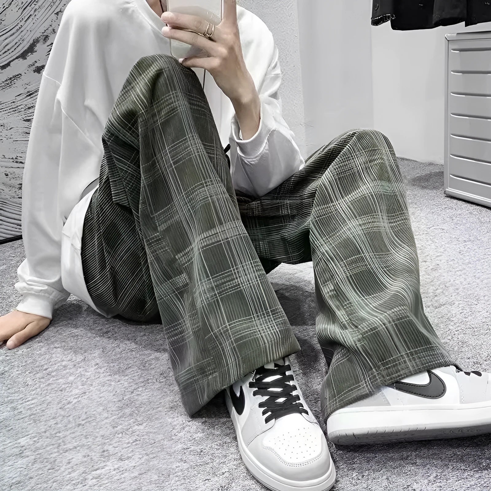 Japanese retro plaid casual trousers in straight-leg silhouette, available in black or green patterns