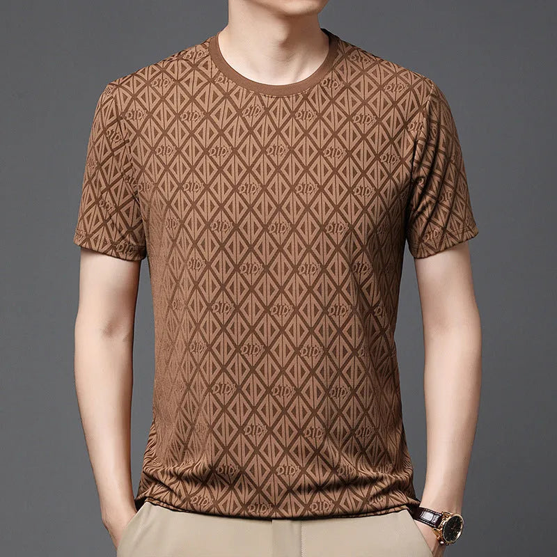 Man wearing a loose-fit ice silk jacquard short sleeve top in a solid colour.