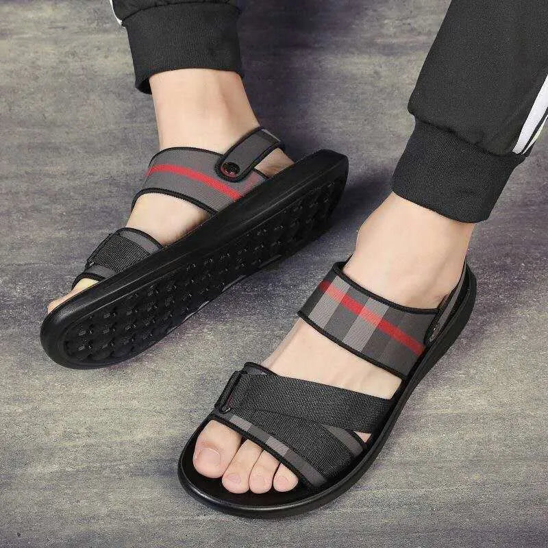 Youth leisure sports sandals with Lycra upper and polyurethane sole in various sizes