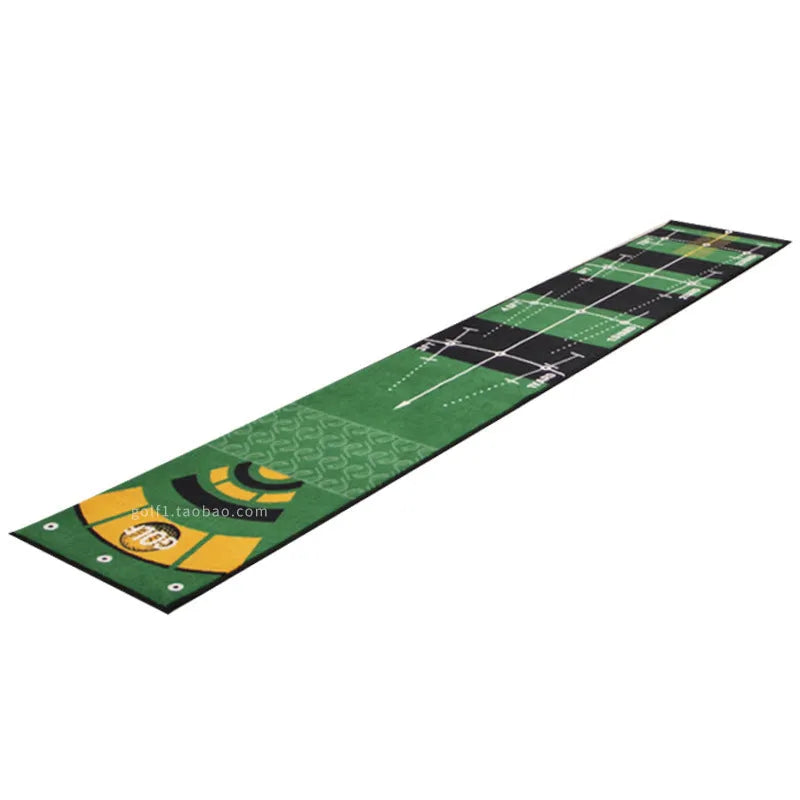 Golf putting practice blanket 3 metres long with non-slip TPR surface, green style, on grassy outdoor area