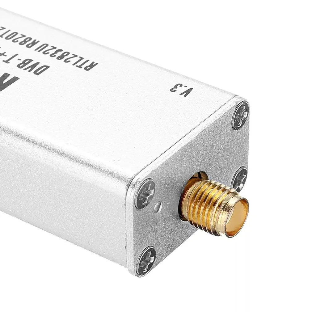 A300U all-band software-defined radio receiver with metal housing and SMA connector for 25MHz to 1700MHz signal reception