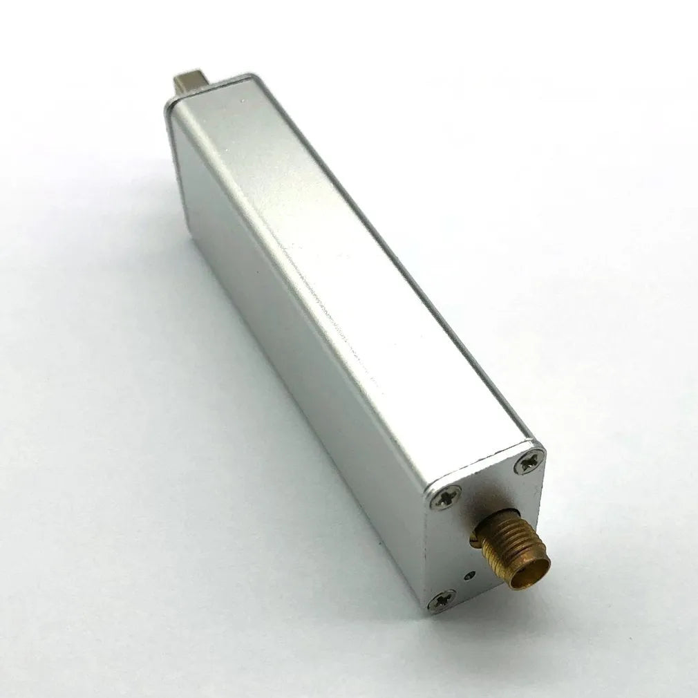 A300U all-band software-defined radio receiver with metal housing and SMA connector for 25MHz to 1700MHz signal reception