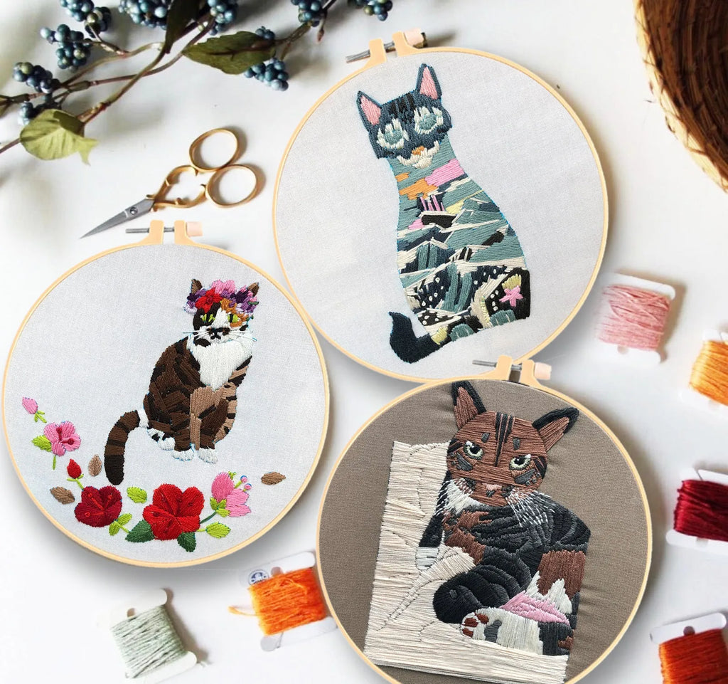 Cat DIY embroidery kit with three-dimensional European cross stitch design on cotton fabric