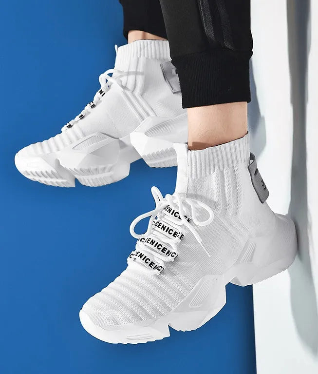 Men's black and white casual sports shoes with mesh lining, large size range available