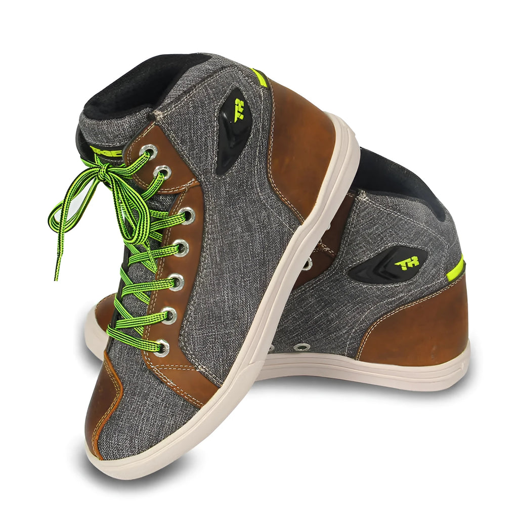 Motorcycle casual short boots in black and grey with anti-fall and breathable features