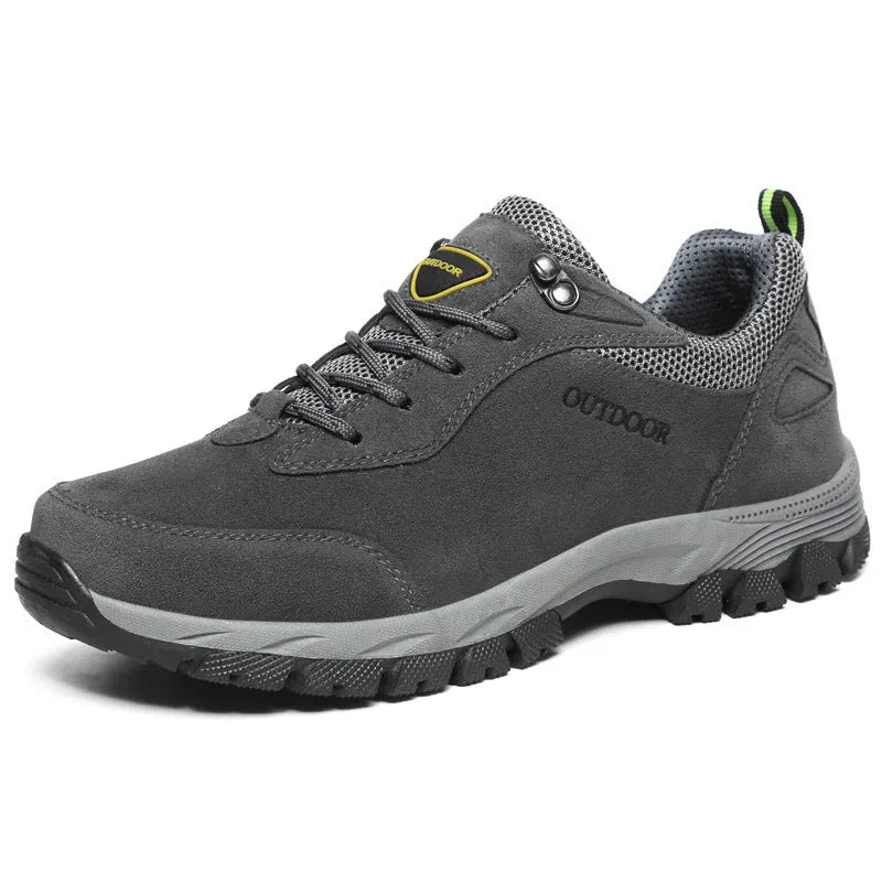 Men's low-cut outdoor hiking shoes in army green, available in large sizes up to 49.