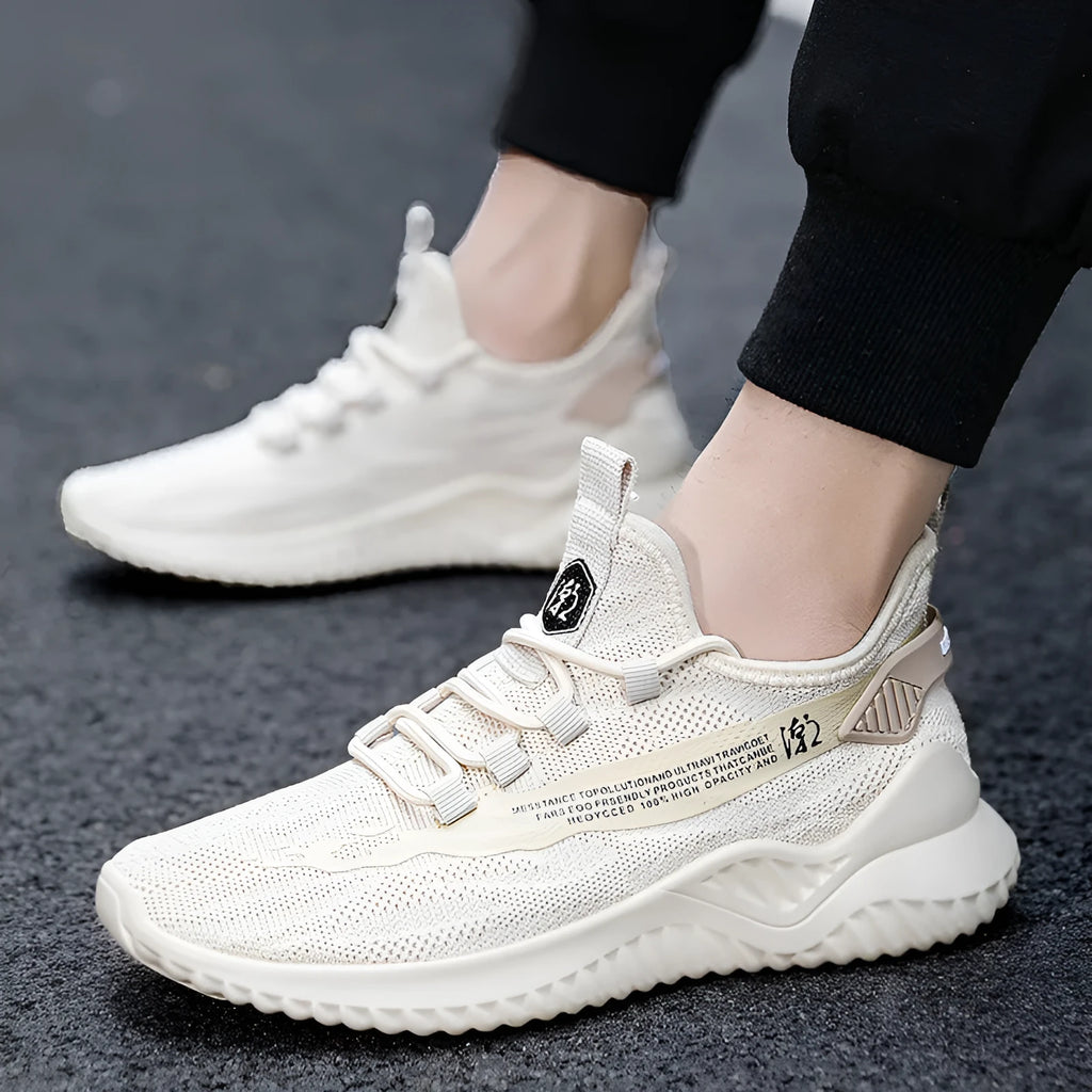 Men's white mesh sports shoes with rubber sole and front tie closure