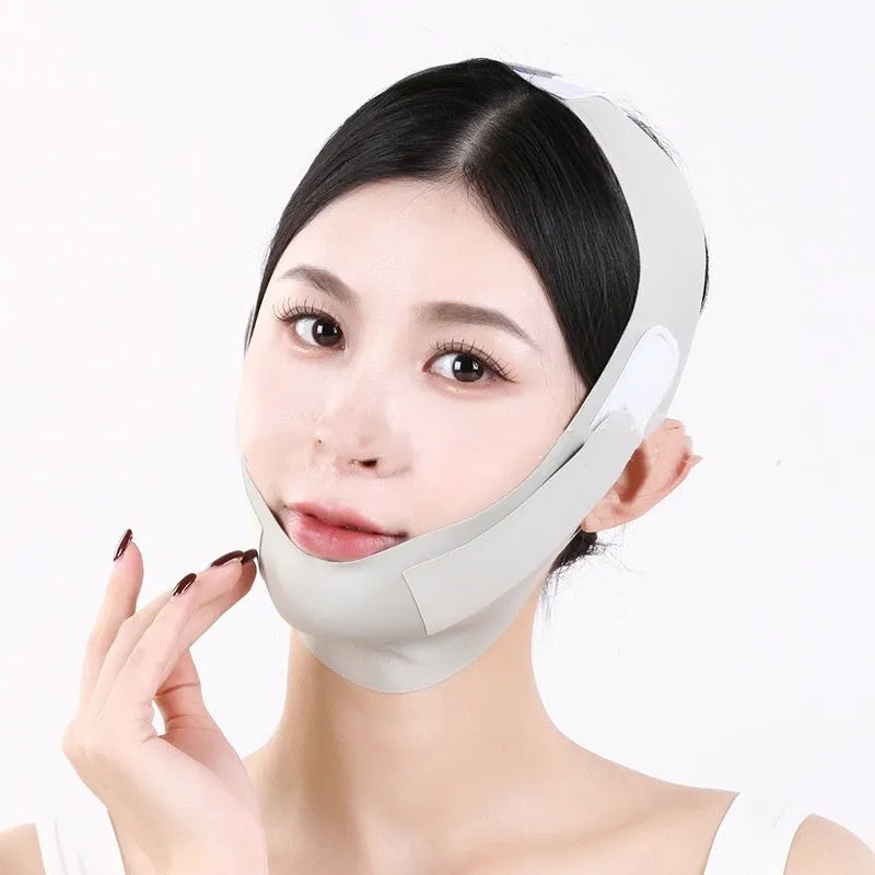 Small V face shaping mask with 9.0 graphene fabric in green and purple colour options