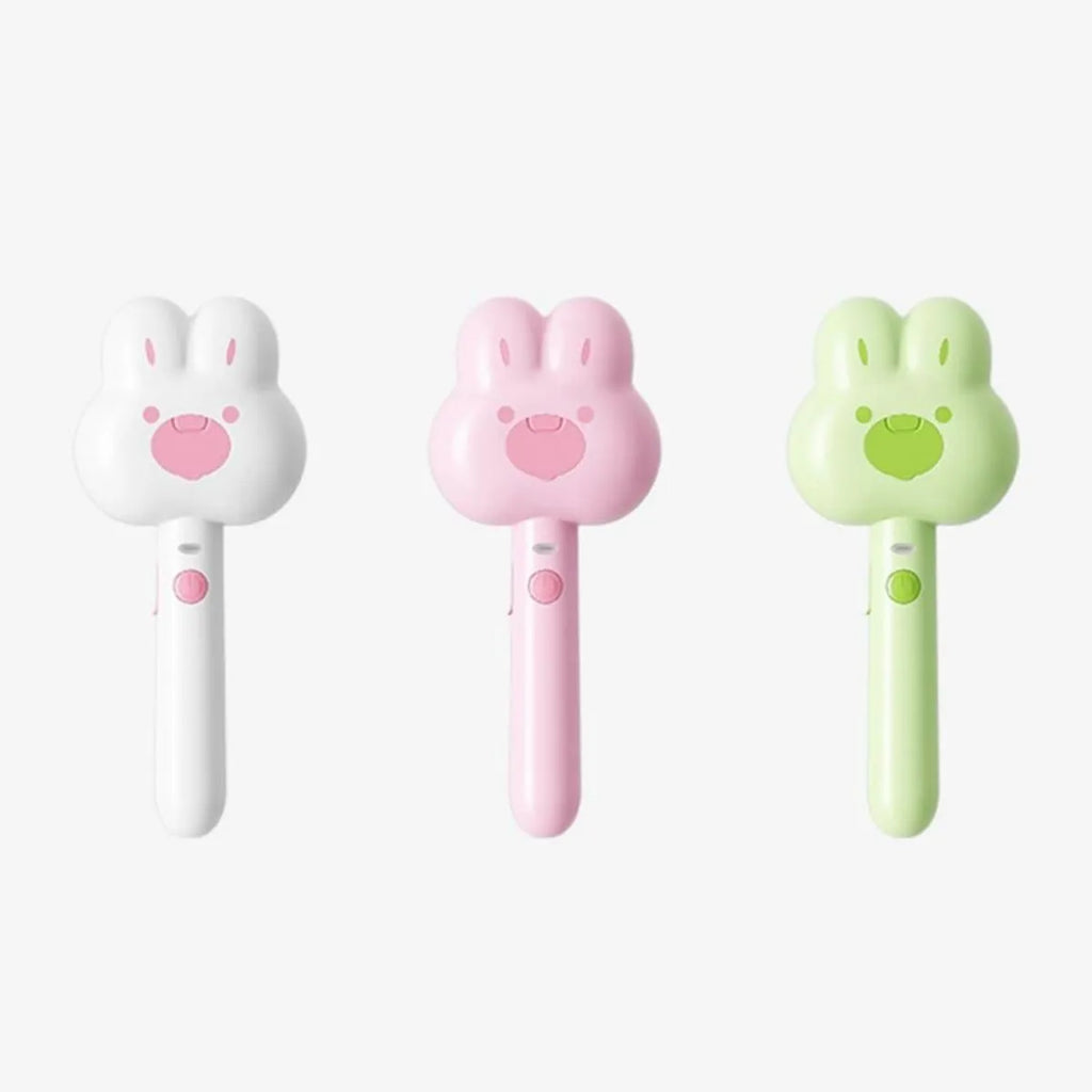 Rechargeable cat steam grooming brush with cartoon design in green colour