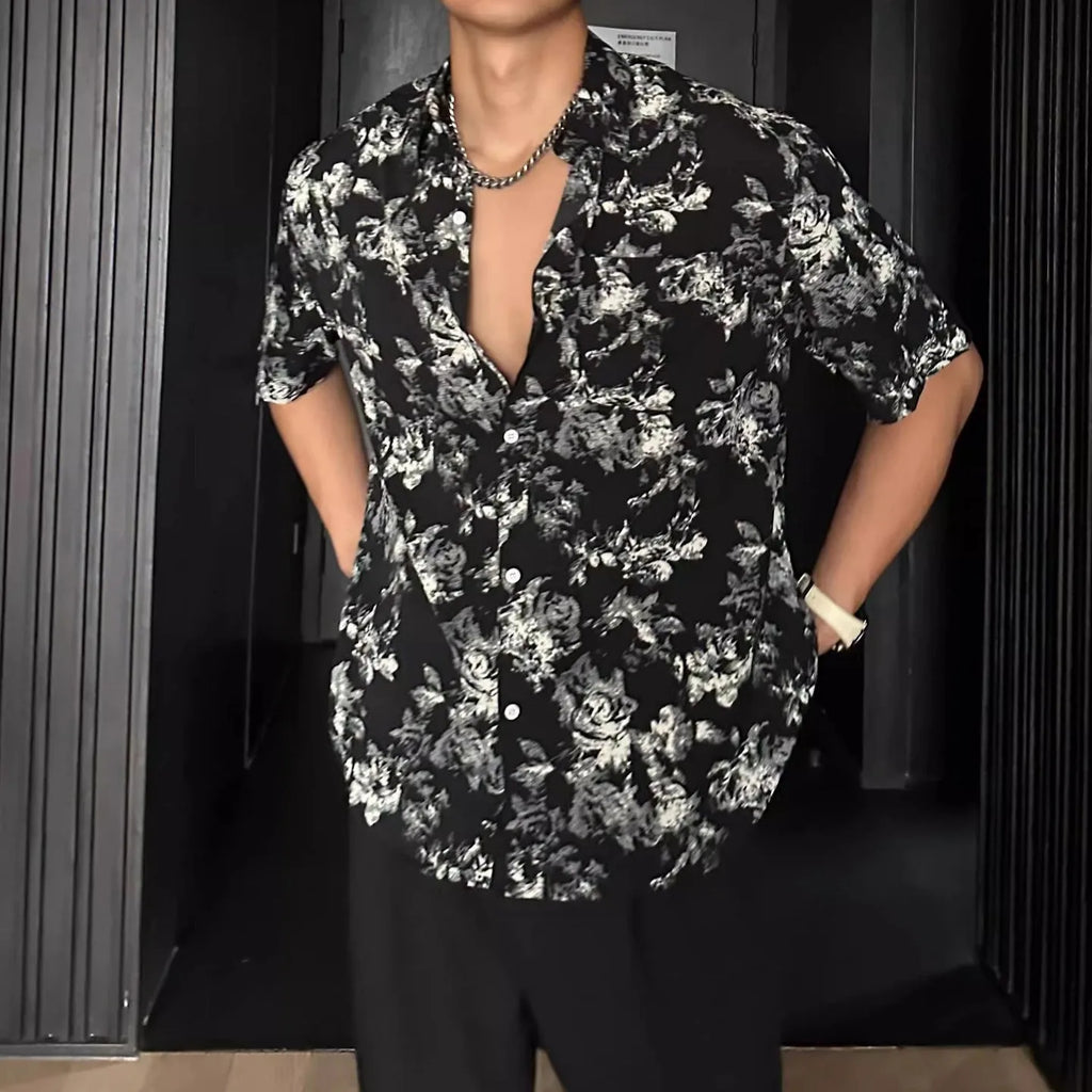 Men's loose casual printed short sleeve shirt with floral design in black colour