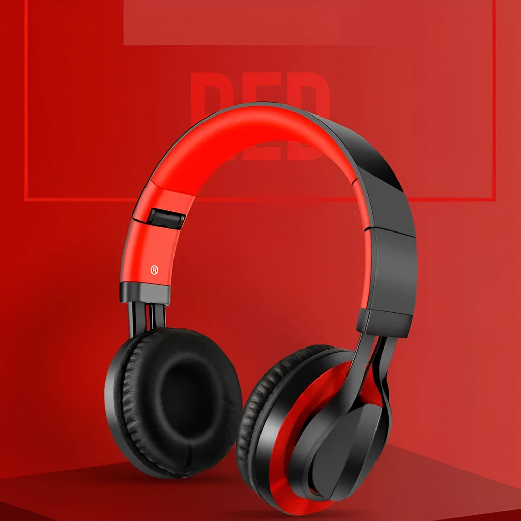 Black wired over-ear headphones with microphone and 3.5mm plug on 1.5m cable