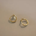 S925 sterling silver 14k gold plated fishtail hoop earrings with 8mm inner diameter and 10mm outer diameter