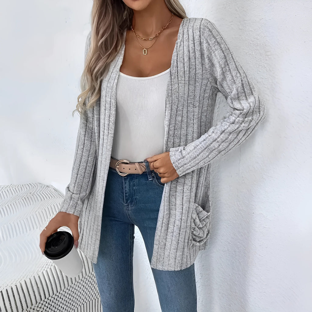 Long sleeve cardigan knitwear with pockets in granny grey colour, loose fit design for plus sizes