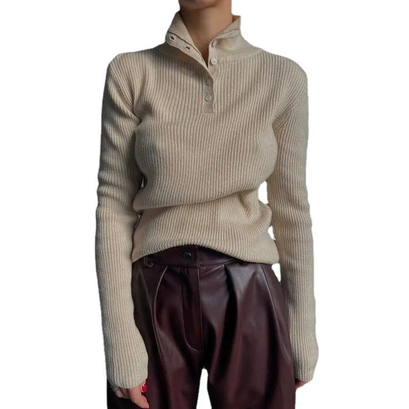 Retro style slim fit half turtleneck pullover sweater with a single-breasted placket.