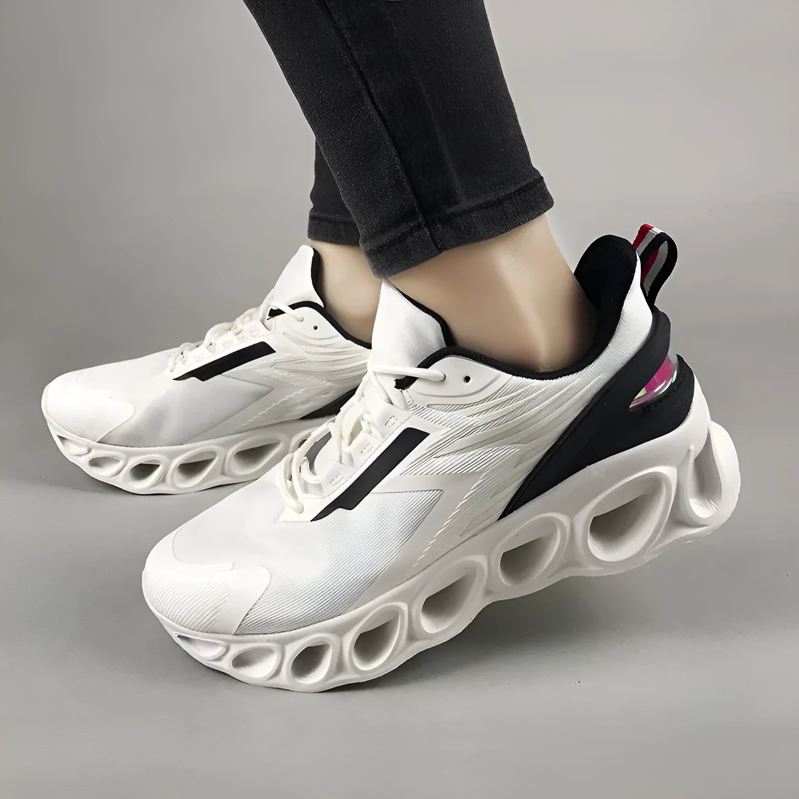 Men's casual mesh sports shoes in black, white, or dark blue with lace-up closure and round toe