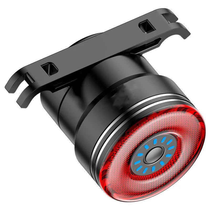 Black smart brake sensing USB charging bicycle taillight with aluminium construction