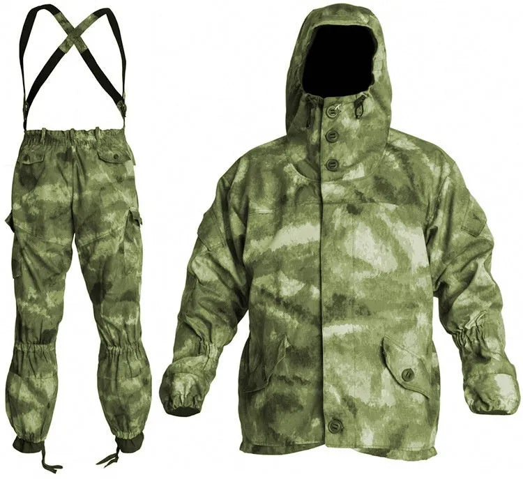 Men's tactical mountain battle suit in cotton blend fabric, featuring a jacket and trousers.