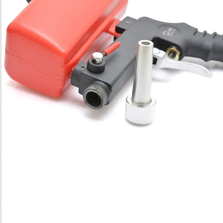 Portable pneumatic sandblasting gun with tank and 6.5mm nozzle in black or blue colours