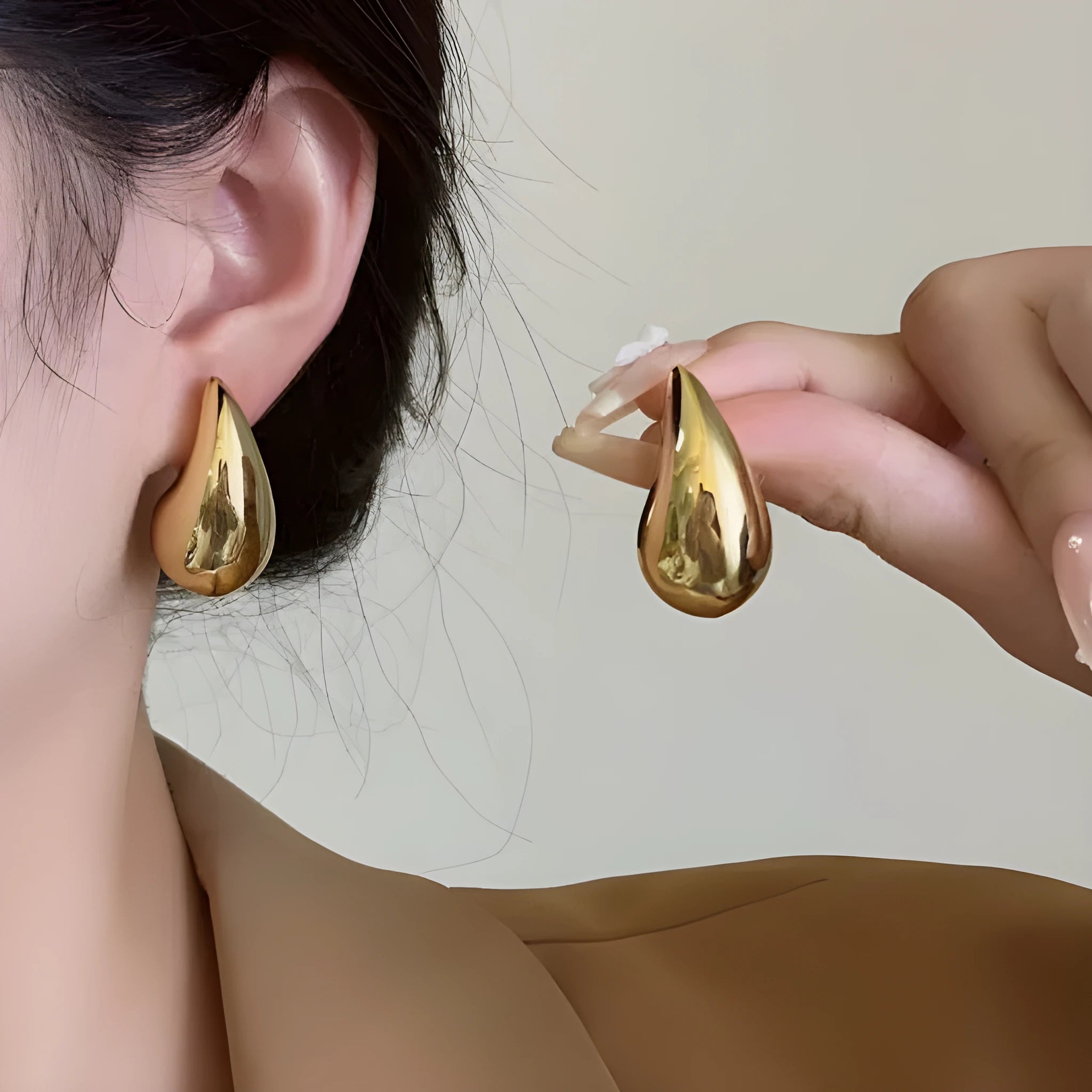 French golden drop earrings for women teardrop shape punk style electroplated gold