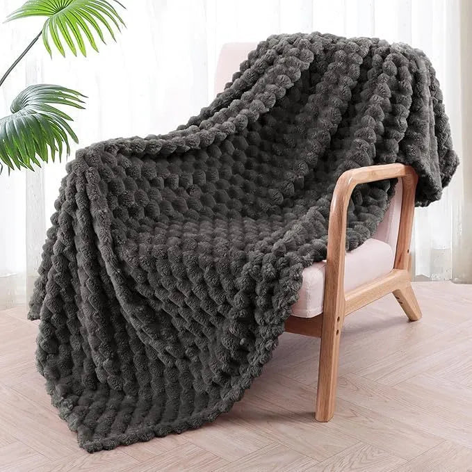 Polyester plaid children's nap blanket in solid colour with velvet finish, shown in multiple size options