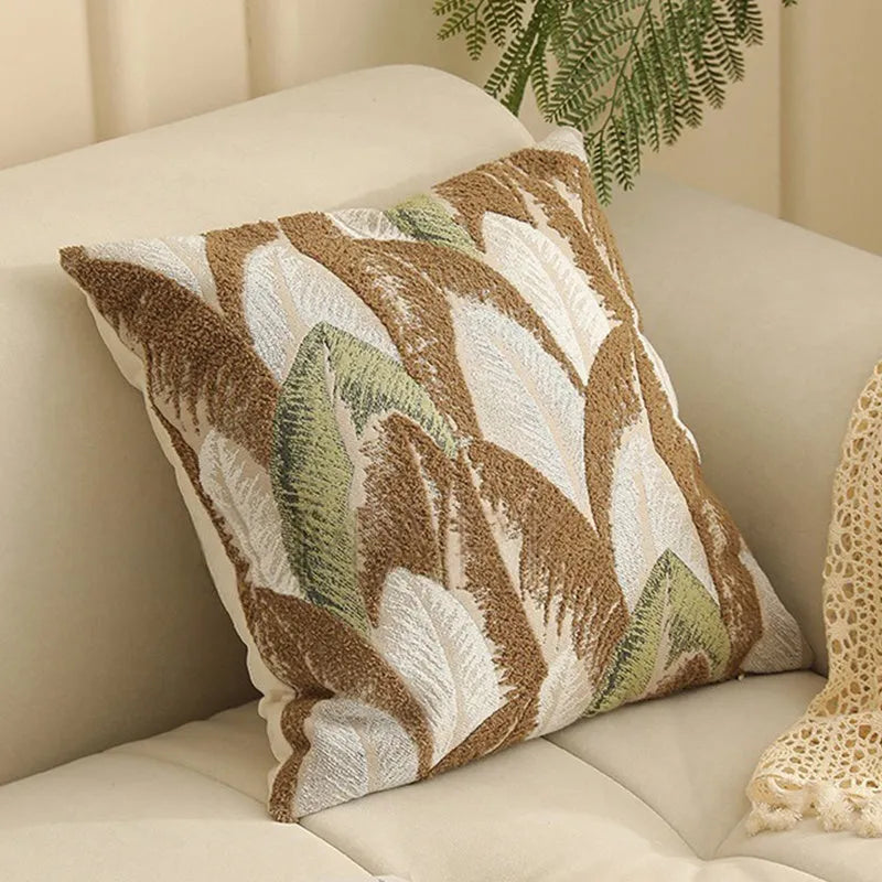 Yarn-dyed jacquard cushion cover with retro plant and flower pattern, 45x45 cm, in a waist pillow shape.