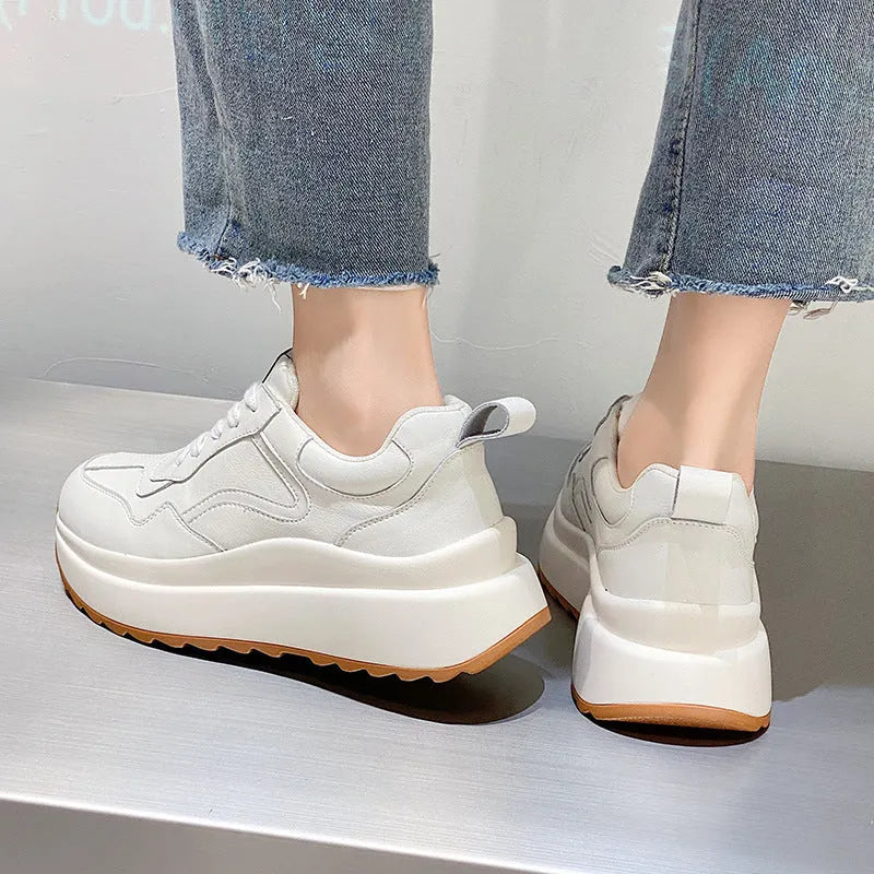 Women's beige low-top casual leather sports shoes with cross-strap and round toe