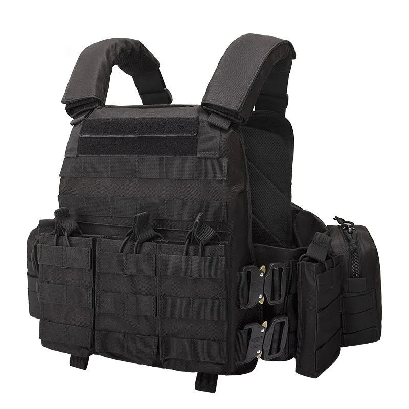 Camouflage tactical vest in polyester fabric for outdoor training wear