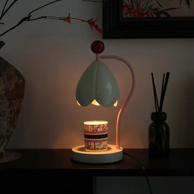 Linglan ancient style melting wax fragrance lamp in cream white or dark green with metal lamp holder