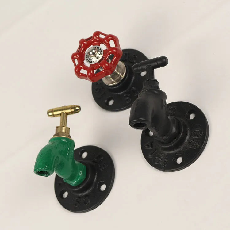 Metal wall-mounted towel rack hook with water pipe industrial design in polished finish