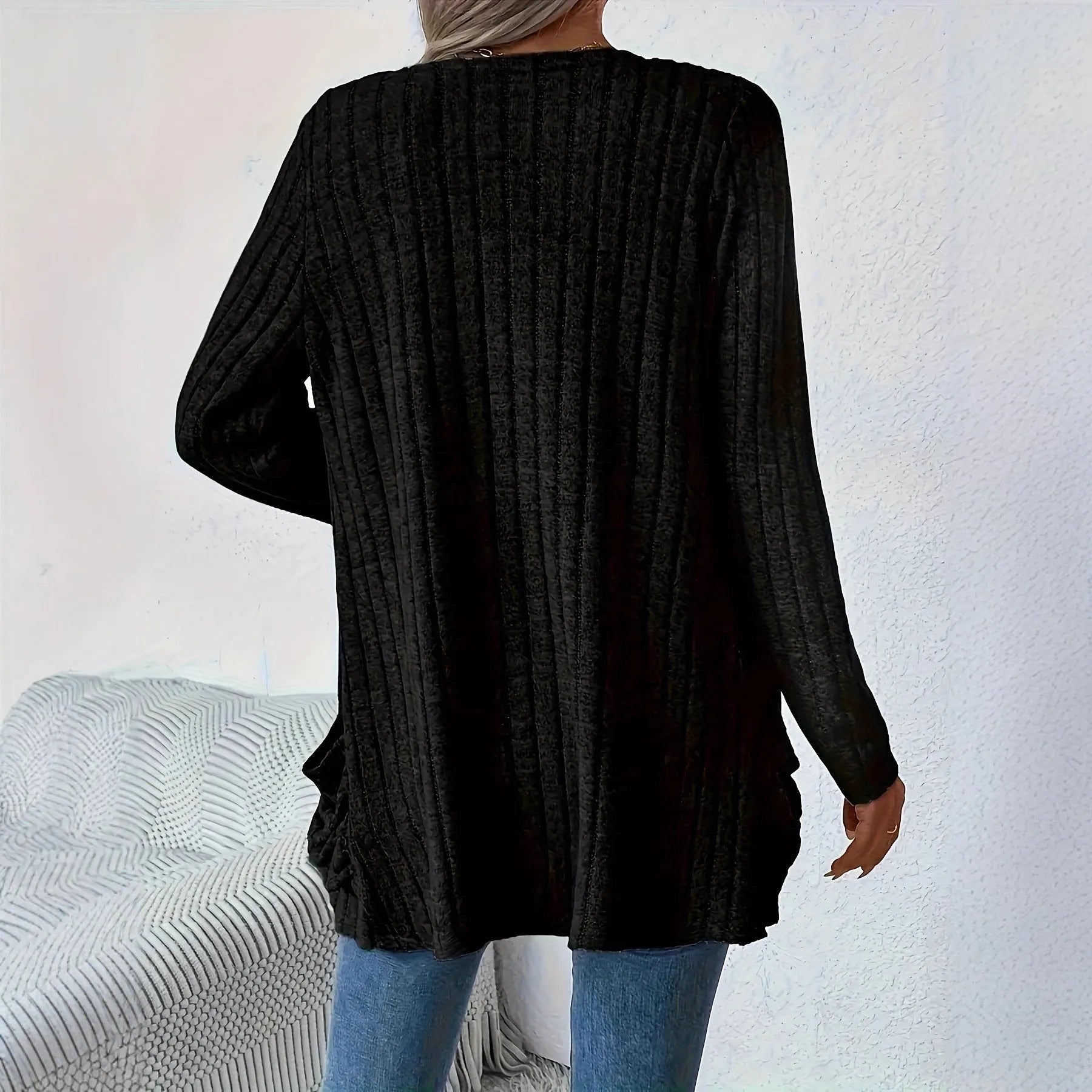 Long sleeve cardigan knitwear with pockets in granny grey colour, loose fit design for plus sizes