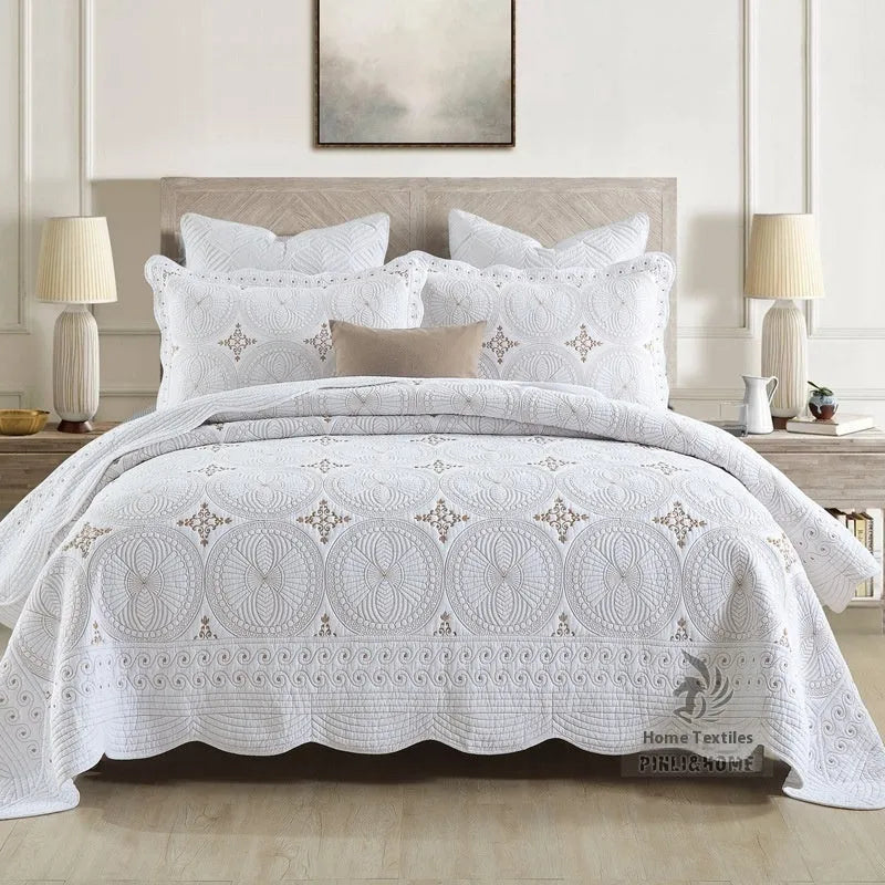 Pure cotton bed cover set with European embroidery and clip sheets design