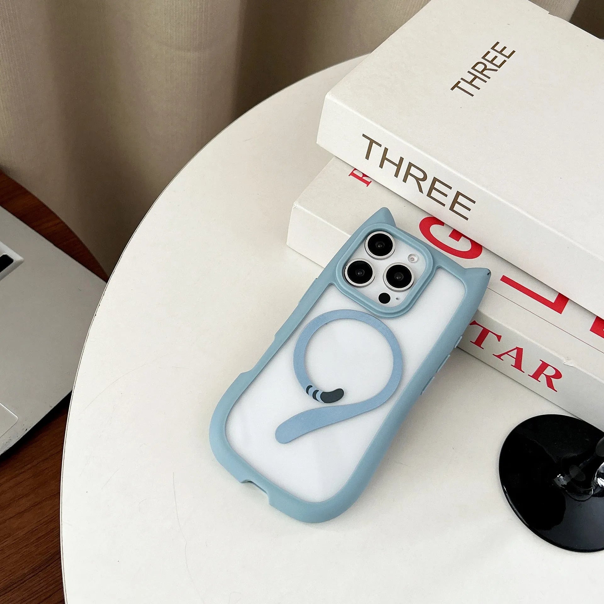 Transparent acrylic TPU phone case for IPhone 17 showing shockproof protection and magnetic feature