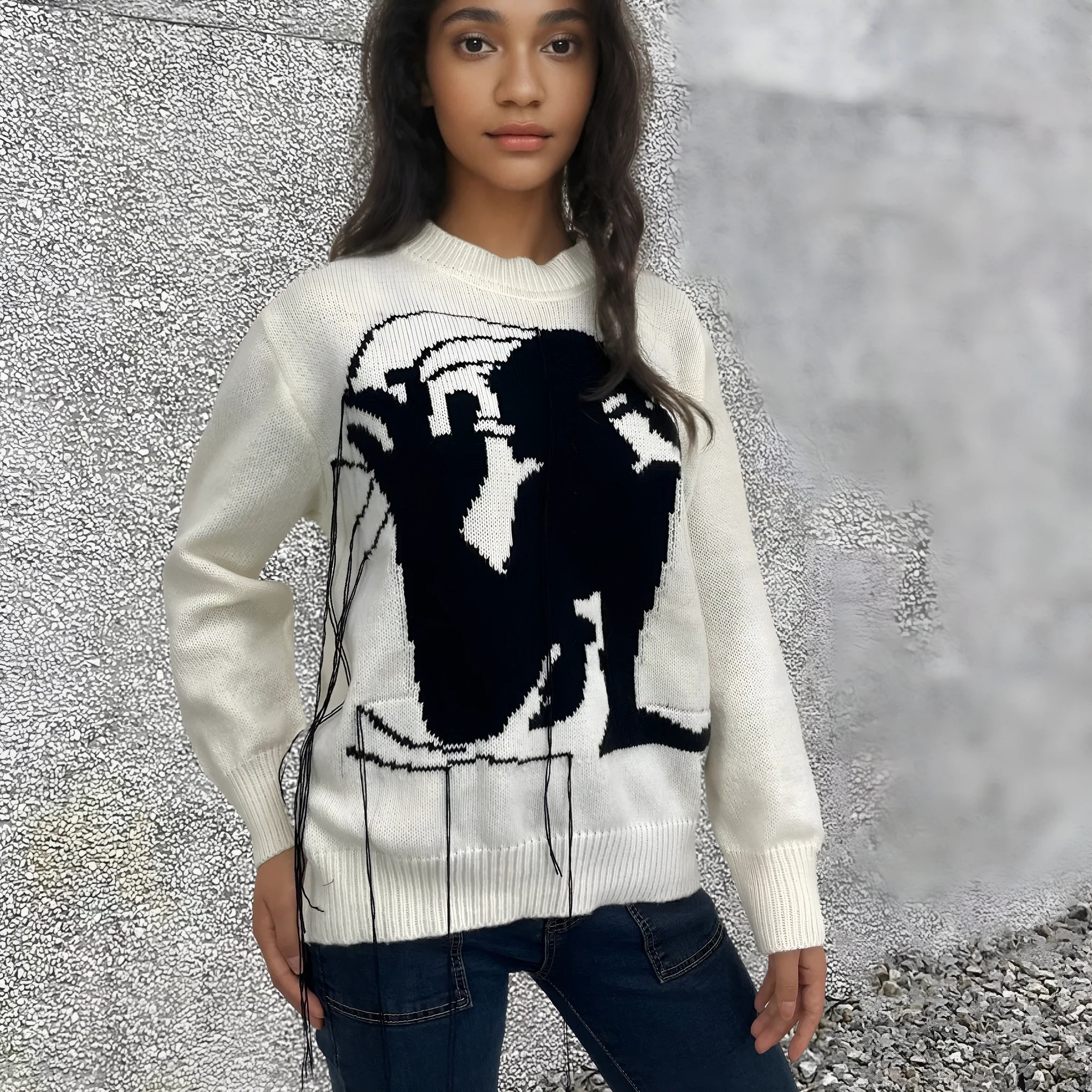 Women's loose fit alpaca wool sweater with abstract tassel design in grey colour