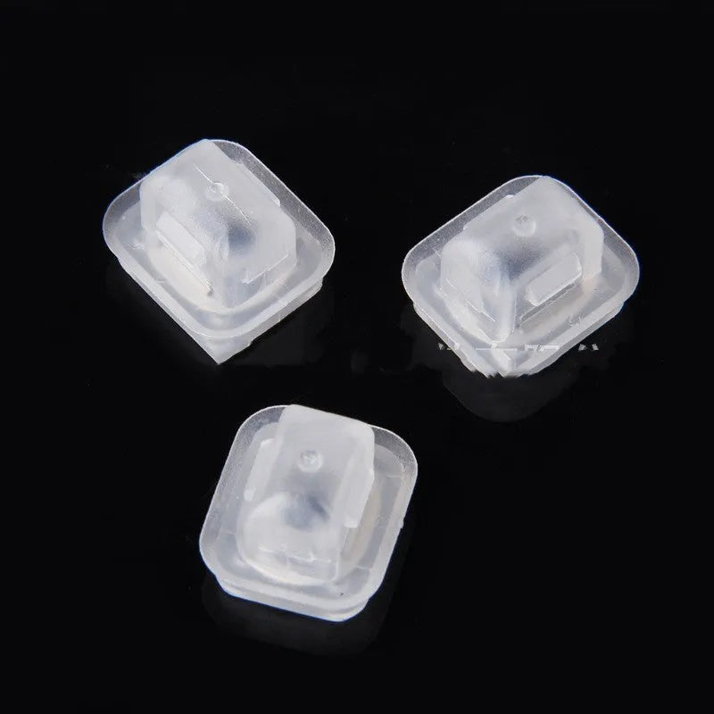BMW interior trim panel clips with 17.3mm x 15.2mm dimensions for E39 E38 models